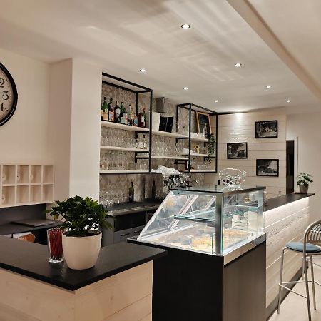 Hotel Luisa Brenzone sul Garda Eksteriør bilde