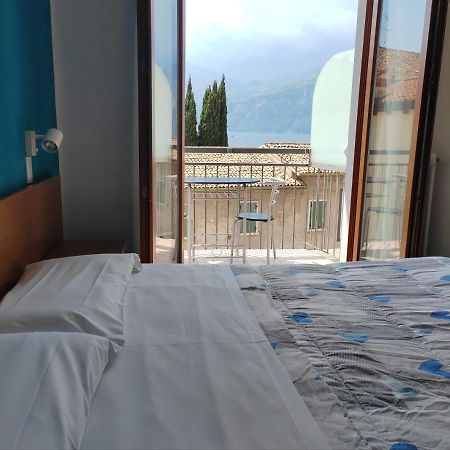 Hotel Luisa Brenzone sul Garda Eksteriør bilde