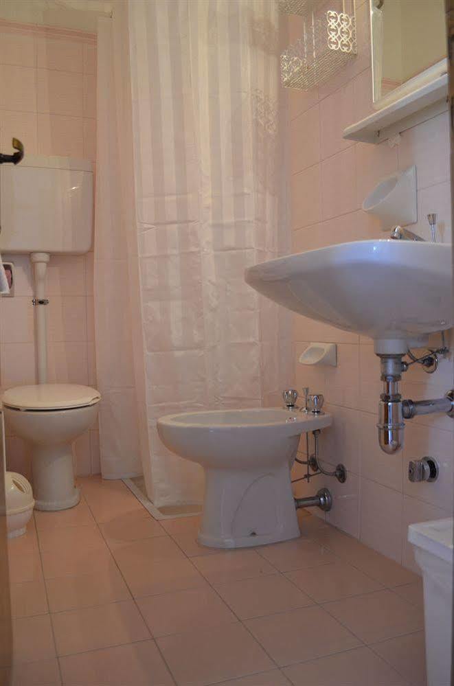 Hotel Luisa Brenzone sul Garda Eksteriør bilde
